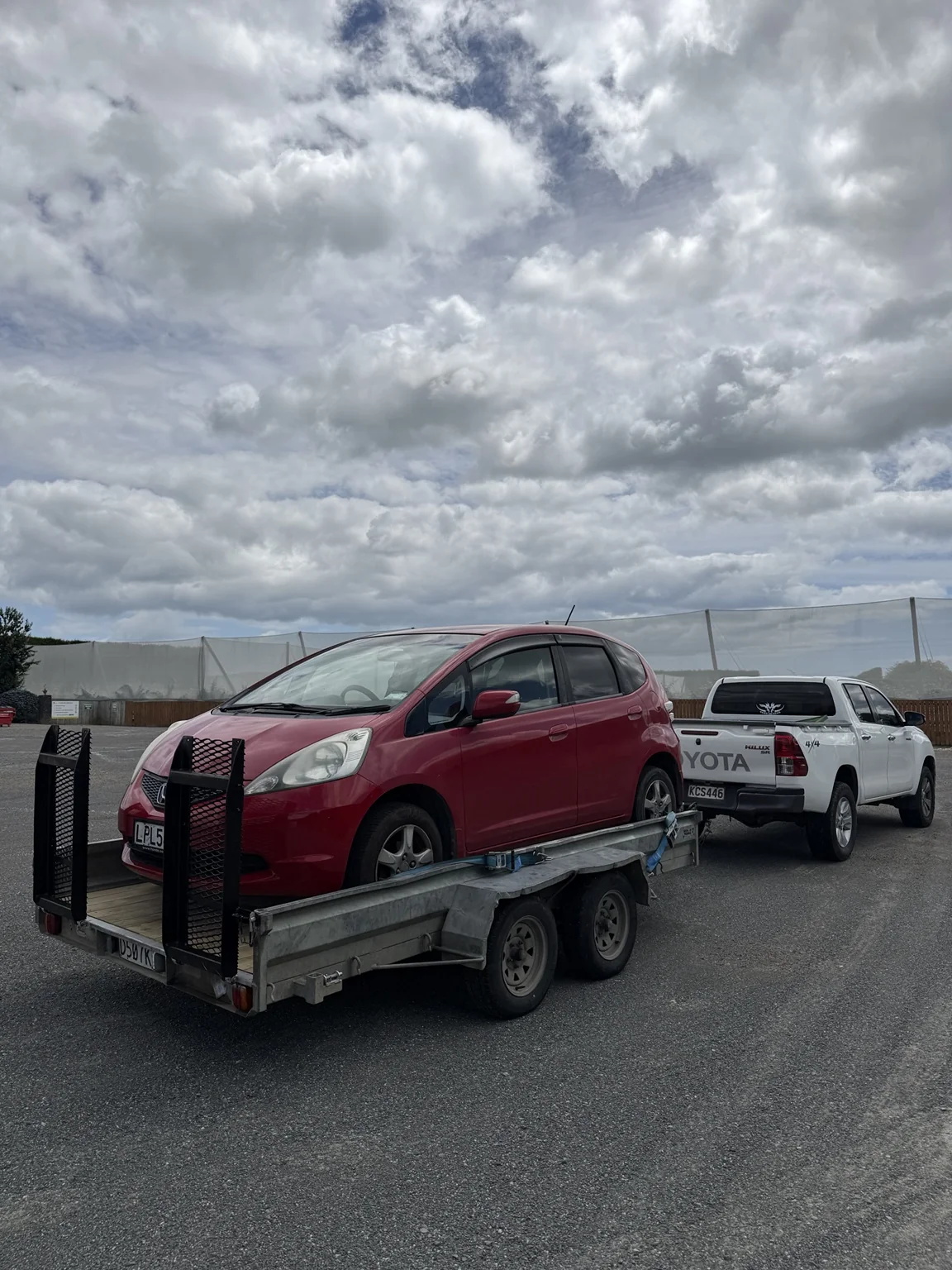 TUT Transport vehicle & machinery transport job